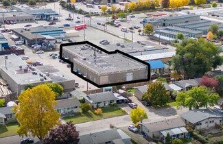 Plus de détails pour 4223 25A Av, Vernon, BC - Industriel/Logistique à vendre