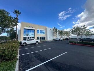 Plus de détails pour 1522 Bentley Dr, Corona, CA - Industriel/Logistique à louer