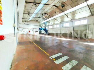 Plus de détails pour Industriel/Logistique à louer