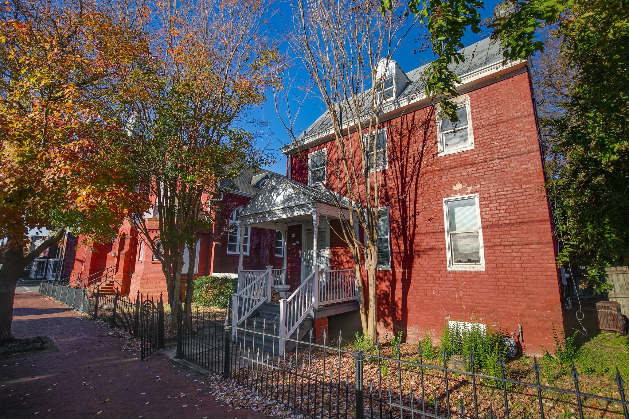 2608 E Marshall St, Richmond, VA à vendre Photo de l’immeuble– Image 1 sur 26