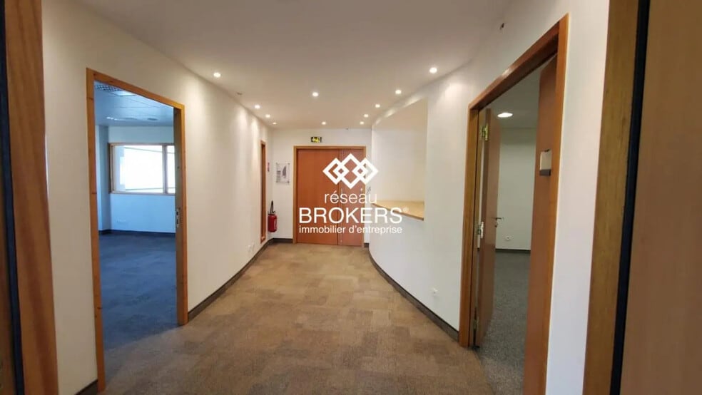 Bureau dans Chavanod à louer - Photo intérieure – Image 2 sur 10