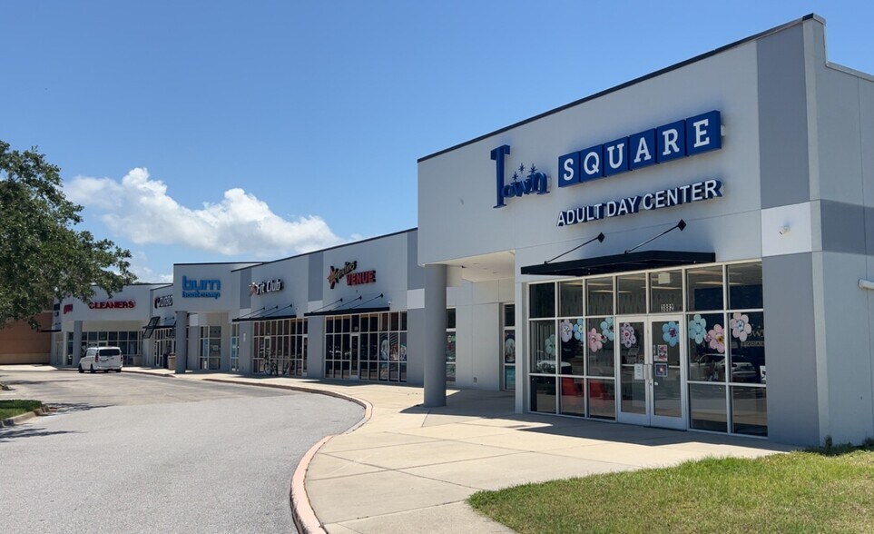 3840-3950 Central Sarasota Pky, Sarasota, FL à louer - Photo de l’immeuble – Image 3 sur 6