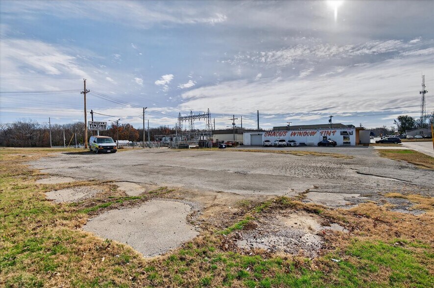 218 S Comanche Ave, Bartlesville, OK à vendre - Photo de l’immeuble – Image 2 sur 19