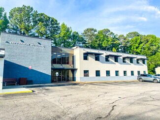 Plus de détails pour 119 SW Maynard Rd, Cary, NC - Bureau à vendre