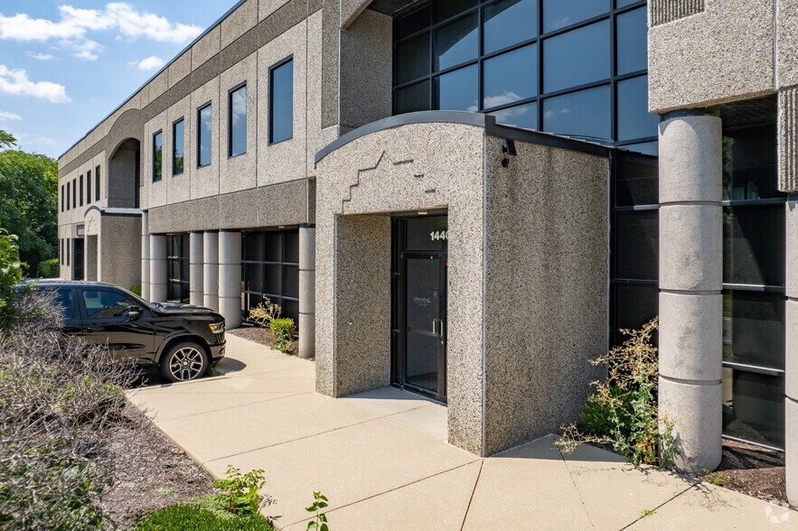 14400 College Blvd, Lenexa, KS à vendre - Photo de l’immeuble – Image 3 sur 5