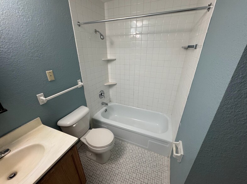 2631 Columbus Ave, Minneapolis, MN à vendre - Photo de l’immeuble – Image 3 sur 6