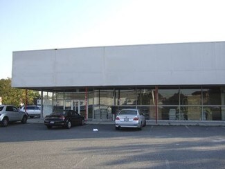 Plus de détails pour 3320 Hillside Ave, New Hyde Park, NY - Local commercial à louer