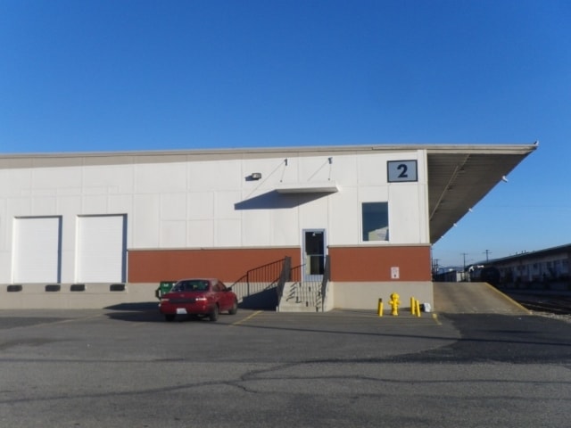 3808 N Sullivan Rd, Spokane Valley, WA à louer - Photo de l’immeuble – Image 2 sur 3