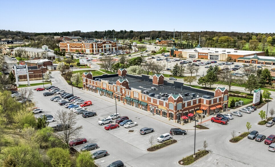 Shoppes at Nagawaukee portefeuille de 2 biens à vendre sur LoopNet.fr - Photo de l’immeuble – Image 2 sur 5