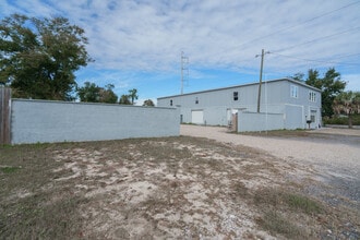 1919 Drummond Ave, Panama City, FL à louer Photo de l’immeuble– Image 1 sur 85