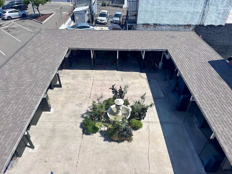 943 B St, Hayward, CA à louer - Photo de l’immeuble – Image 2 sur 16