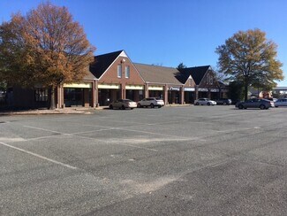 Plus de détails pour 840 Warrenton Rd, Fredericksburg, VA - Local commercial à louer