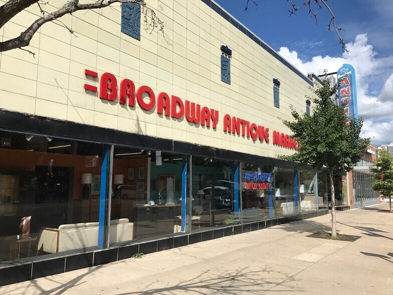 6130 N Broadway St, Chicago, IL à vendre - Photo de l’immeuble – Image 2 sur 6