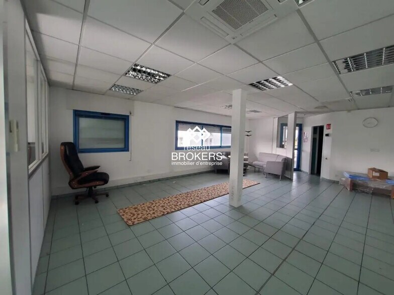 Bureau dans Epagny Metz-Tessy à louer - Photo de l’immeuble – Image 1 sur 5
