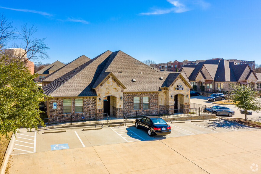 8609 Mid Cities Blvd, North Richland Hills, TX à louer - Photo de l’immeuble – Image 3 sur 8