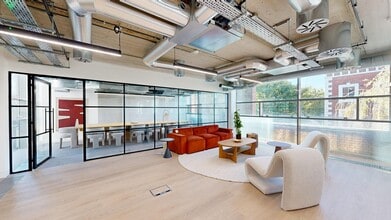 42 Gloucester Ave, Londres à louer Numérisation 3D Matterport– Image 1 sur 13