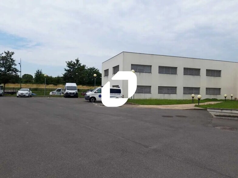 25 Rue De Schio, Grigny à louer - Photo de l’immeuble – Image 2 sur 8