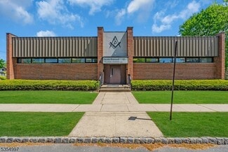 Plus de détails pour 301 Forest Rd, Scotch Plains, NJ - Spécialisé à vendre