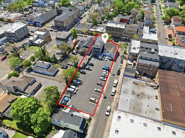 200 Somerset St, North Plainfield, NJ à vendre - Photo principale – Image 1 sur 11