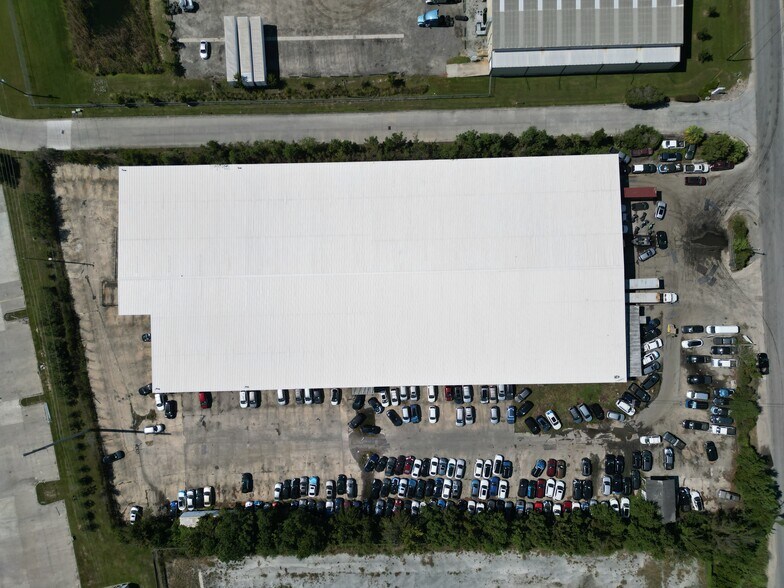 550 Telfair Rd, Savannah, GA à louer - Photo de l’immeuble – Image 3 sur 4