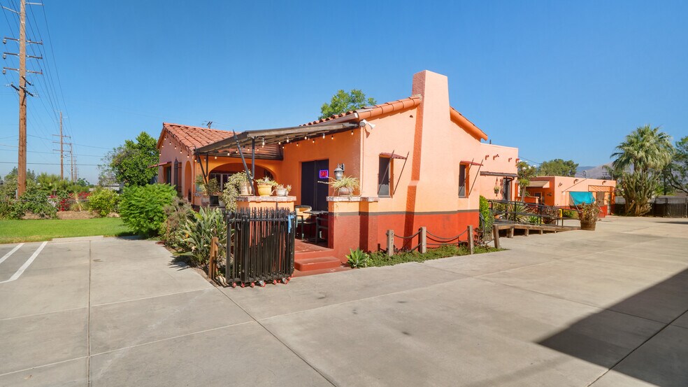 1741 Mentone Blvd, Mentone, CA à vendre - Photo de l’immeuble – Image 3 sur 41