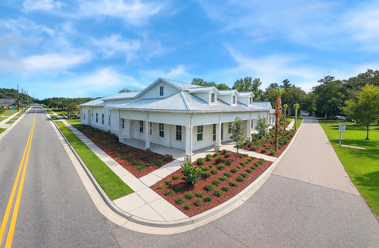 981 Vineland Rd, Winter Garden, FL à louer Photo de l’immeuble– Image 1 sur 6