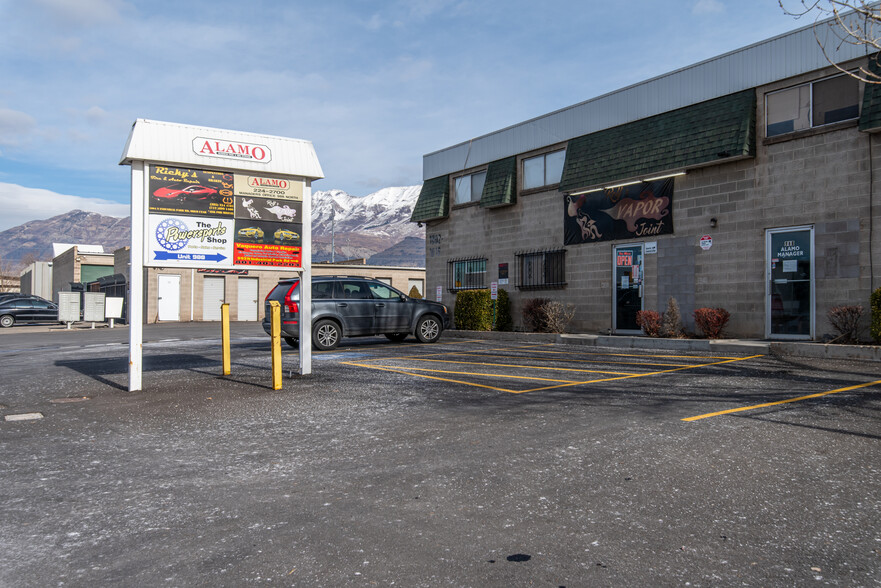 960-1038 Industrial Park Rd, Orem, UT à louer - Photo de l’immeuble – Image 3 sur 8