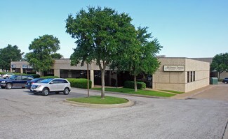 Plus de détails pour 2101-2115 E Division St, Arlington, TX - Local d'activités à louer
