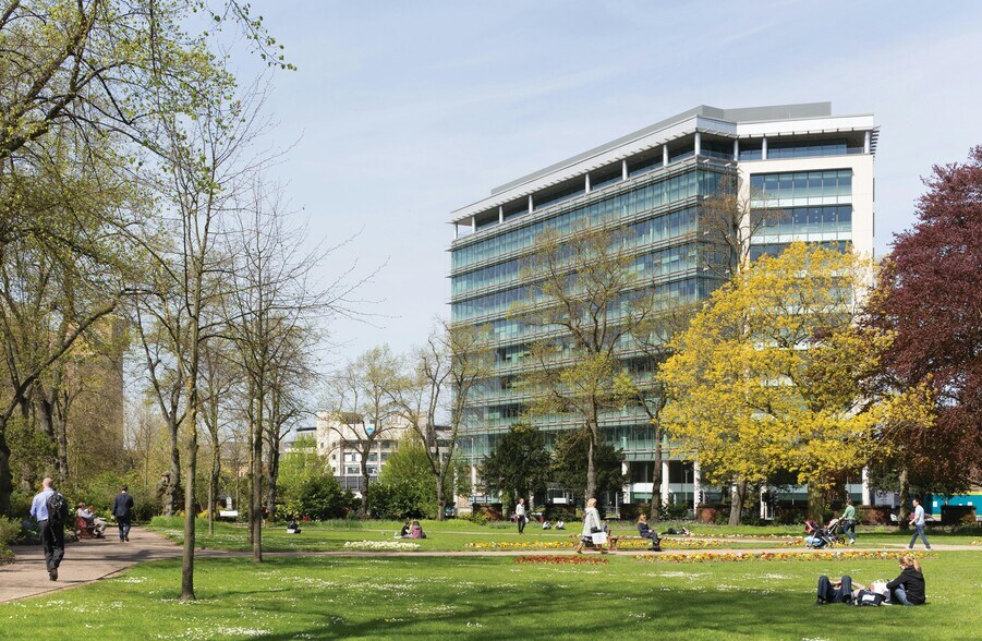 Forbury Rd, Reading à louer - Photo de l’immeuble – Image 1 sur 9