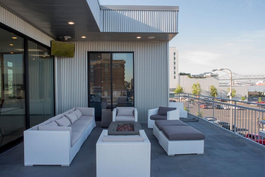 200 Laurel St, Baton Rouge, LA à louer - Photo de l’immeuble – Image 2 sur 33