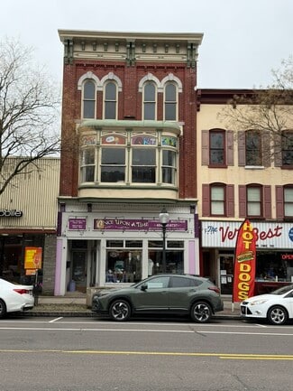 Plus de détails pour 254 E High St, Pottstown, PA - Local commercial à vendre