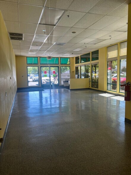 2375 California Blvd, Napa, CA à louer - Photo intérieure – Image 3 sur 9