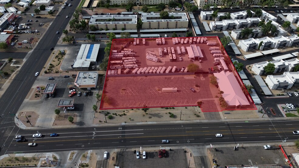 1939 W Cactus Rd, Phoenix, AZ à vendre - Photo de l’immeuble – Image 3 sur 6