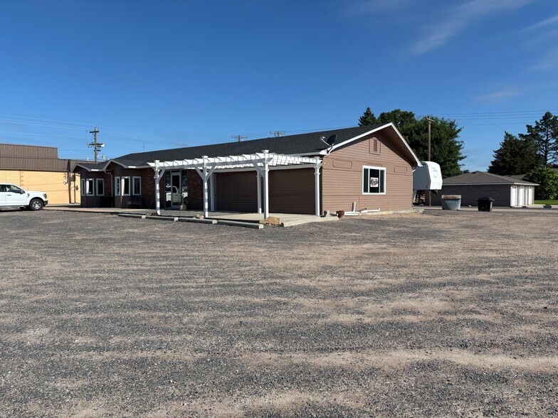 140 E 12th St, Imperial, NE à vendre - Photo de l’immeuble – Image 2 sur 40