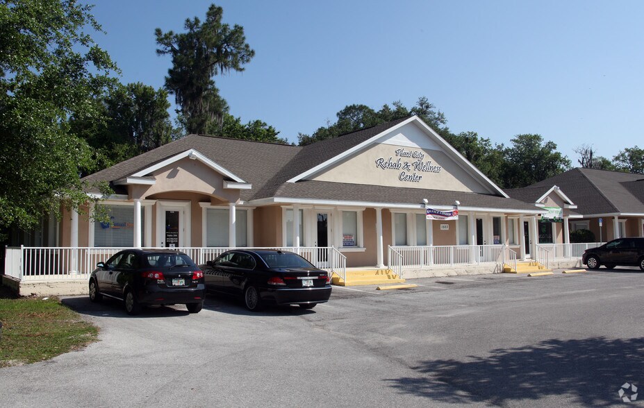 1503 S Alexander St, Plant City, FL à vendre - Photo de l’immeuble – Image 3 sur 7
