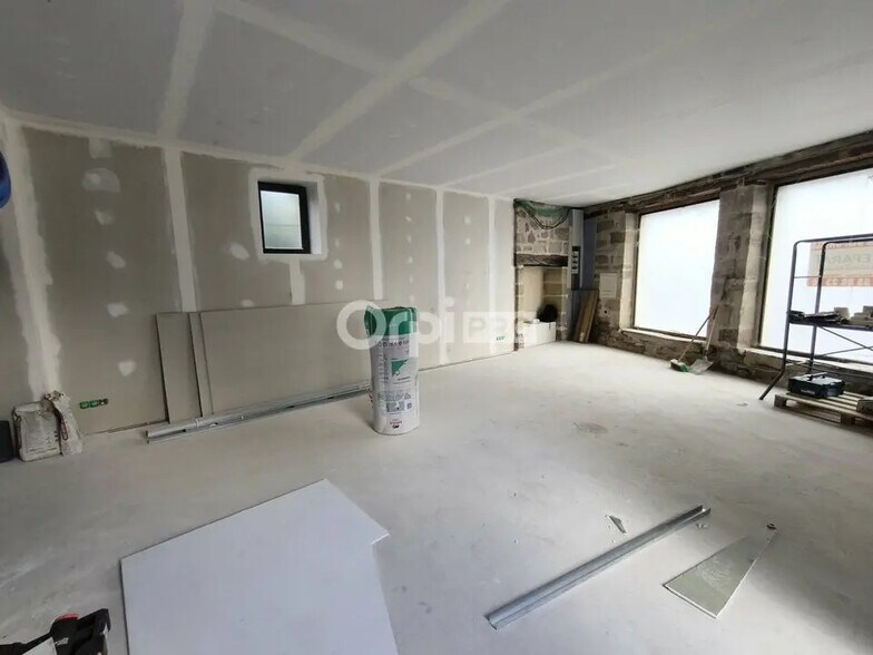 Local commercial dans Malemort à louer - Photo de l’immeuble – Image 2 sur 7