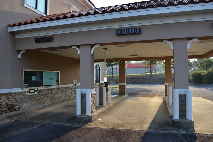 3900 Dave Ward Dr, Conway, AR à louer - Photo de l’immeuble – Image 3 sur 8