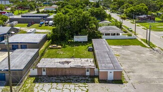 Plus de détails pour 910 Tropic St, Titusville, FL - Local d’activités à vendre