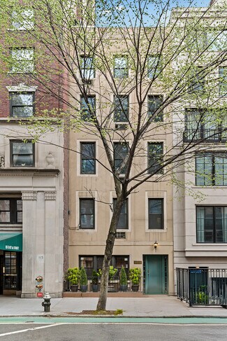 Plus de détails pour 121 E 61st St, New York, NY - Bureau à vendre