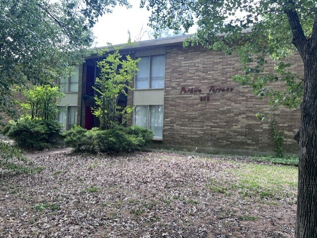 955 N Parkway, Memphis, TN à vendre - Photo de l’immeuble – Image 2 sur 9