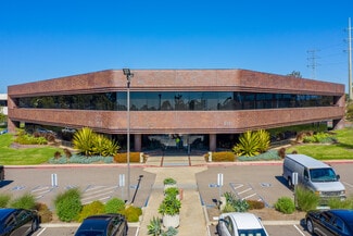 Plus de détails pour 5151 Shoreham Pl, San Diego, CA - Bureau à louer