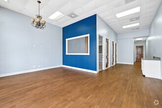12649 Memorial Dr, Houston, TX à louer Photo intérieure– Image 2 sur 10