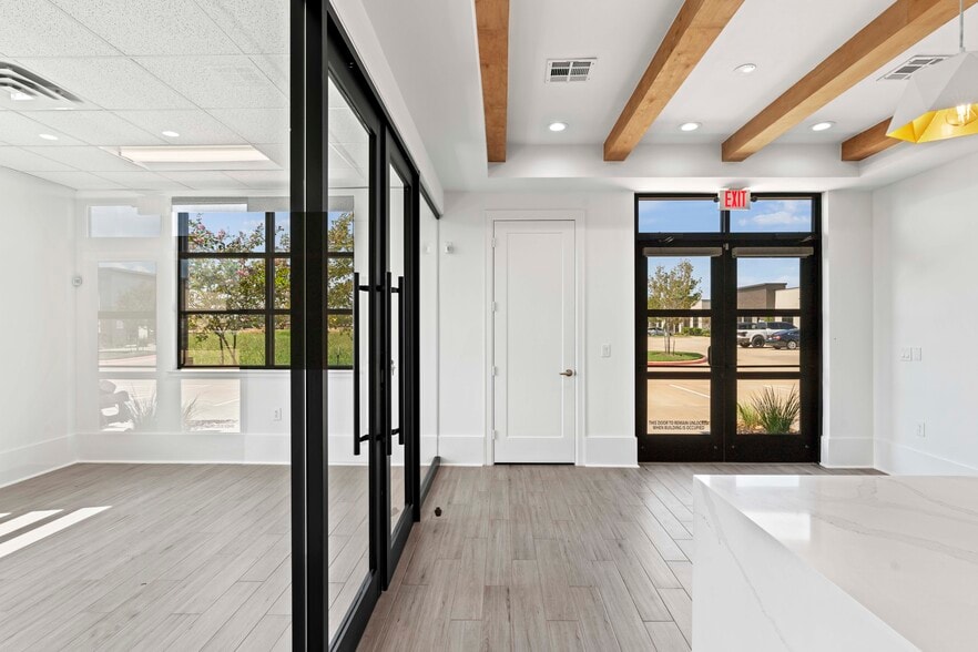 8118 Fry Rd, Cypress, TX à vendre - Photo intérieure – Image 2 sur 26