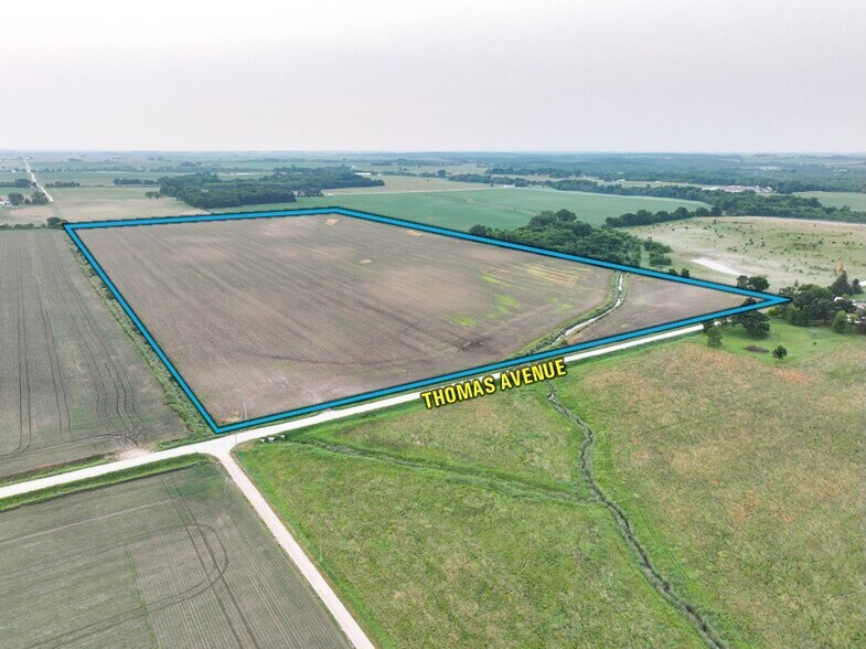 Thomas Ave, Coggon, IA à vendre - Aérien – Image 2 sur 15