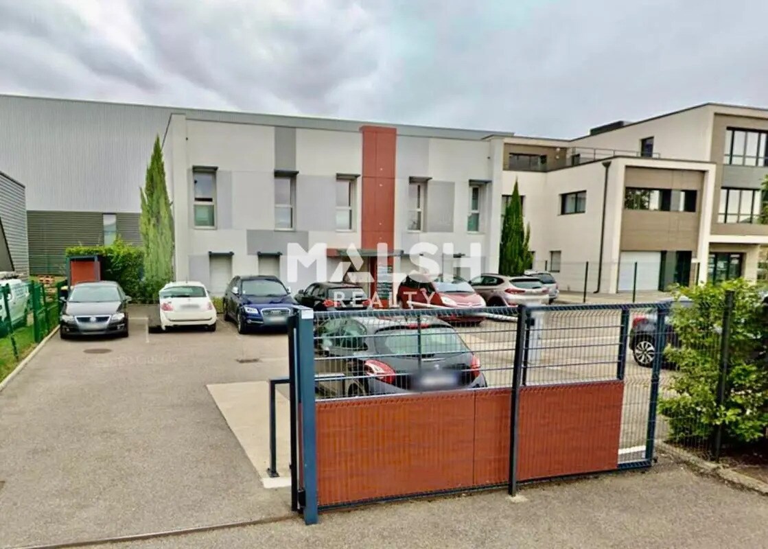 Bureau dans Craponne à louer Photo de l’immeuble– Image 1 sur 6