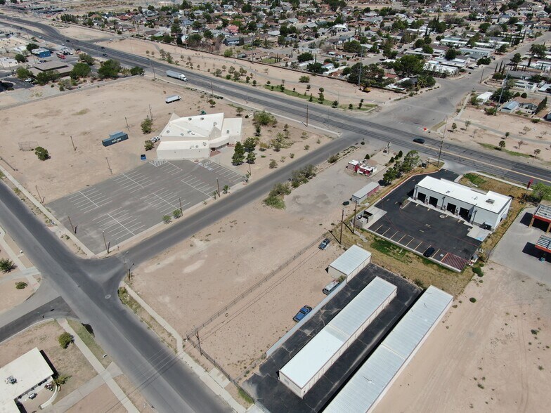 14150 Horizon Blvd, El Paso, TX à louer - Photo de l’immeuble – Image 2 sur 4