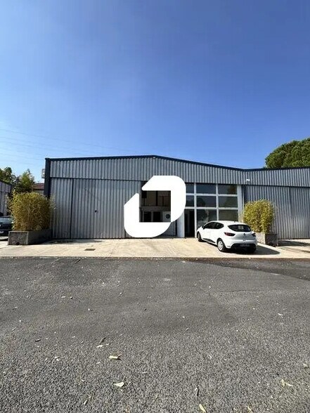 Local d’activités dans Saint-Jean-de-Védas à louer - Photo de l’immeuble – Image 1 sur 4