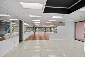 4221 E Main St, Ventura, CA à louer Photo intérieure– Image 2 sur 12