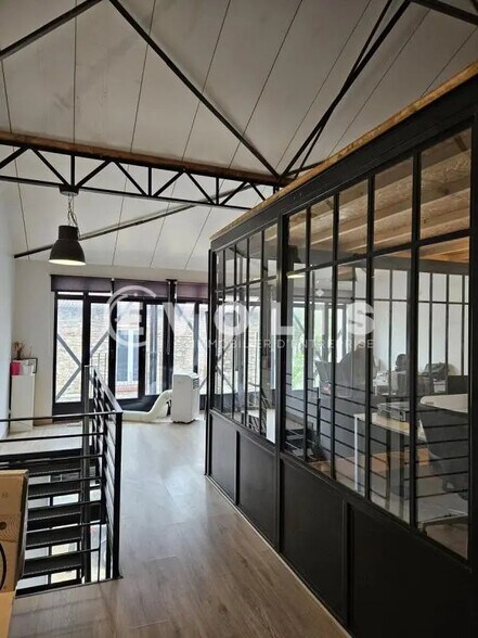 Bureau dans Arcueil à louer - Photo de l’immeuble – Image 2 sur 15