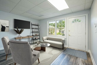 500 Sun Valley Dr, Roswell, GA à louer Photo intérieure– Image 2 sur 17